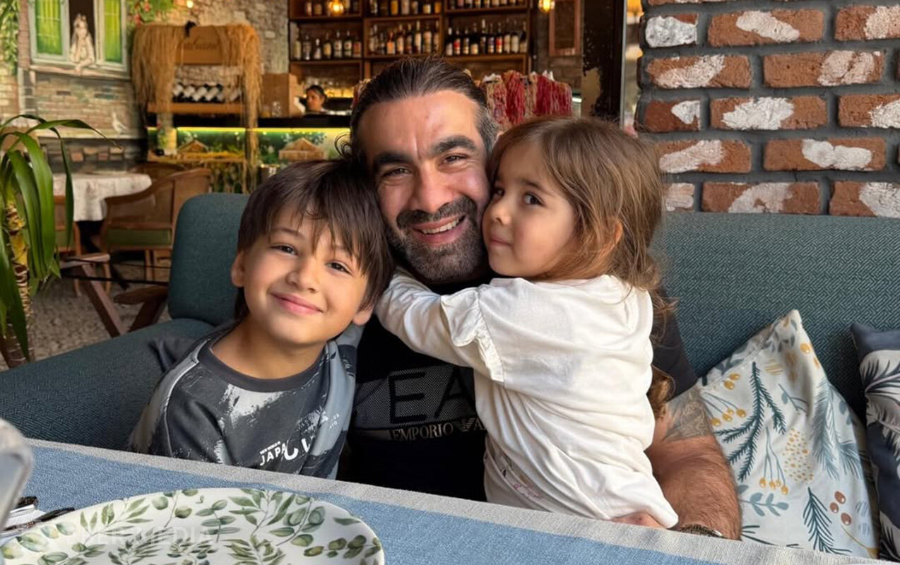 Rafael Ağayev övladları ilə