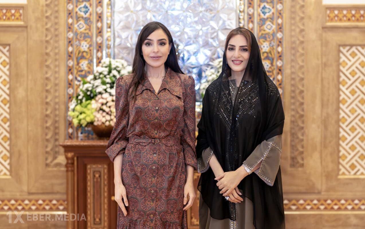 Leyla Əliyeva Maskatda Omanın birinci xanımı ilə görüşdü - Foto
