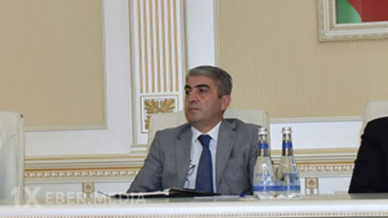İcra başçısı müavinlərini, köməkçisini və daha bir neçə məmuru işdən çıxardı