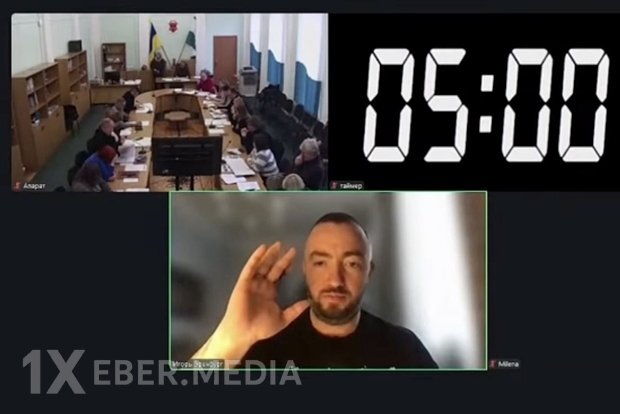 Ukraynada komissiya üzvü "Vitya, mənə içki tök" ifadəsi ilə səs verib