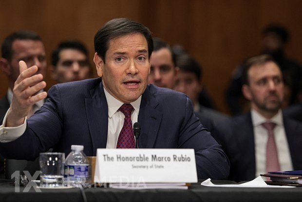 Rubio bildirib ki, Ukrayna ilə bağlı həll olunmamış bir məsələ var