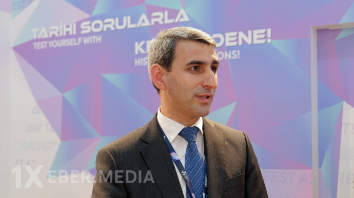 Rövşən Rüstəmov məhkəməyə verildi