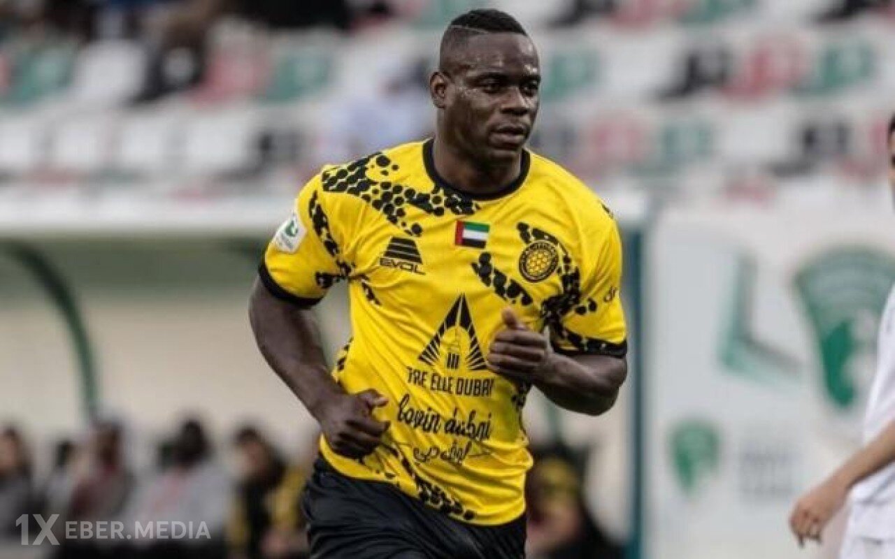 Balotelli yeni klubunda irqçi təhqirlərə məruz qaldı
