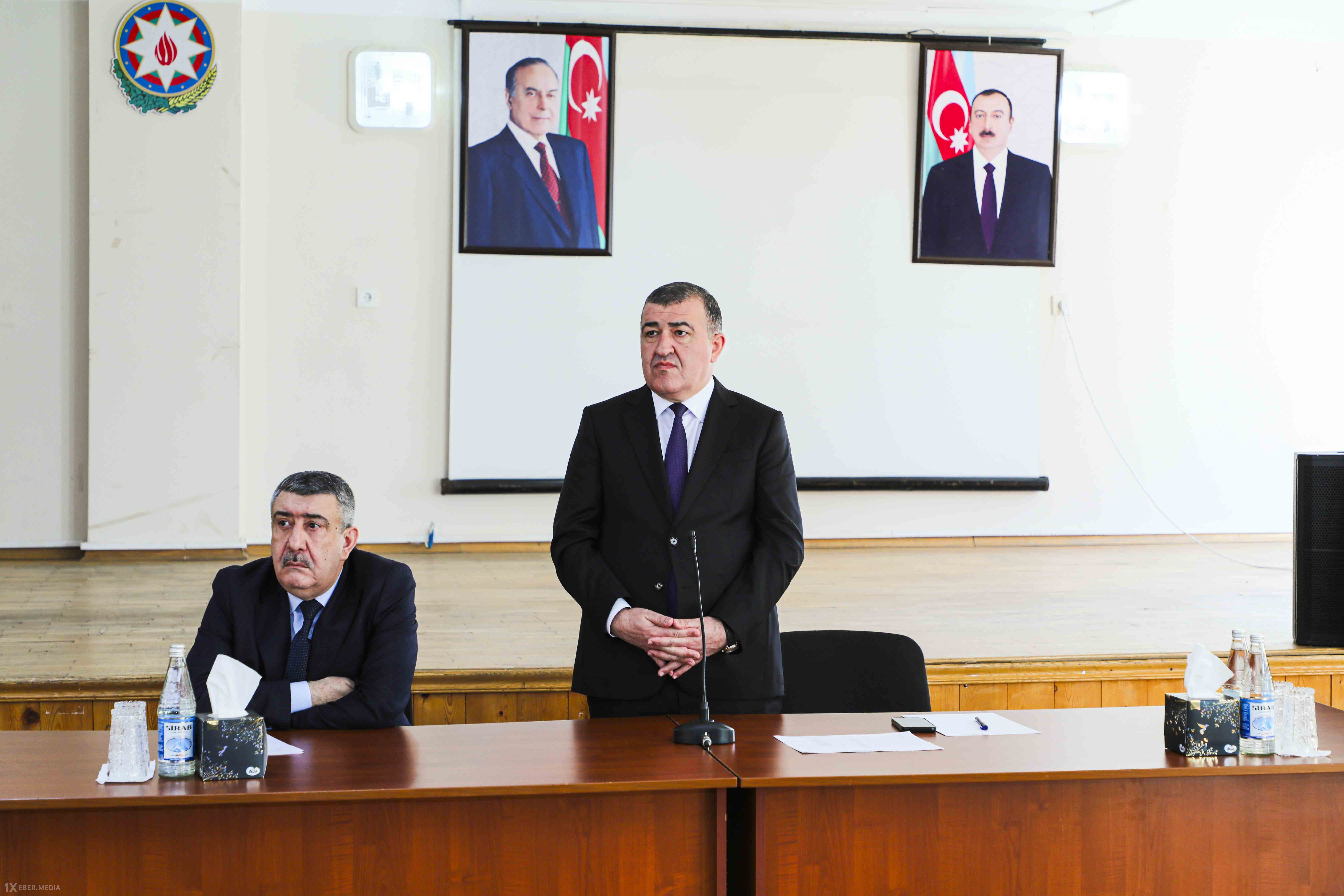 Rafiq Quliyev 48 saylı tam orta məktəbdə vətəndaşlarla görüşdü