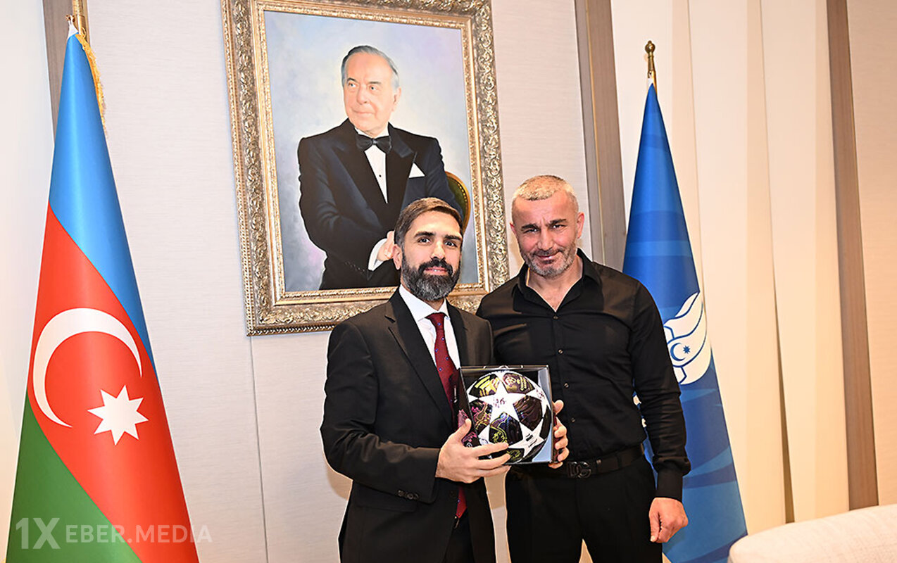 Rövşən Nəcəf Qurban Qurbanovla görüşdü