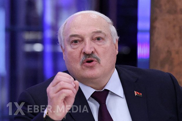Lukaşenko Belarusdakı müharibədən danışdı