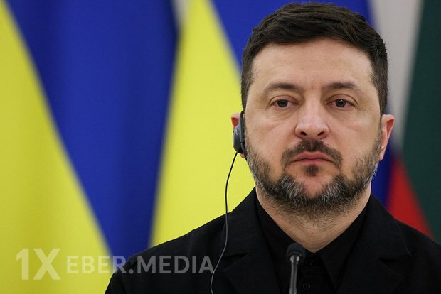 Ukraynada onlar Zelenskinin yeni vəzifəsi olan "siqnalizasiya generatoru"nu görüb söyüşlərini saxlaya bilməyiblər