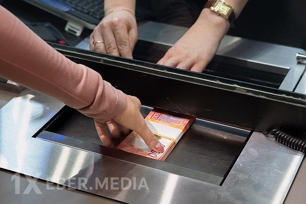 Rusiya nağd pula yeni məhdudiyyətlər tətbiq etməyi planlaşdırır