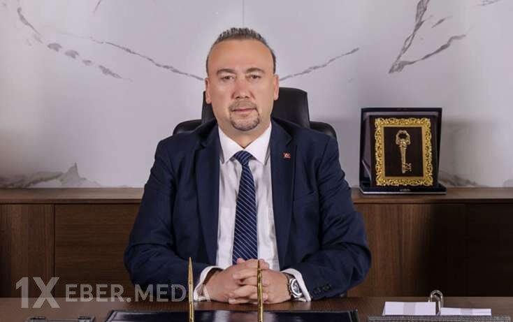 Bələdiyyə sədri 21 yaşlı qızla tutuldu
