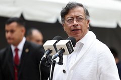 Kolumbiya prezidenti təyyarə qəzasından sonra hərbçilərin xilas edildiyini təsdiqlədi