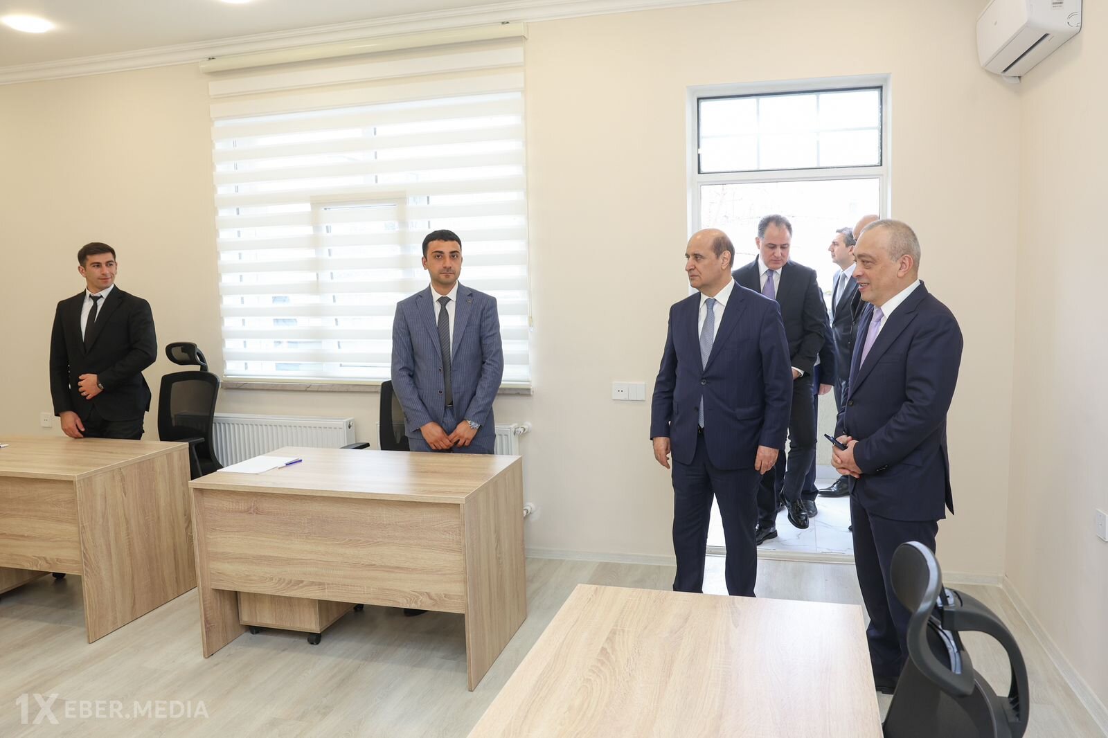 Zaur Mikayılov regional bölmənin yeni binasında