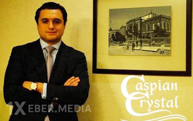 Eldar Mahmudovun oğlu üç ailənin evini dağıdır