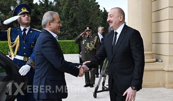 Pezeşkian Əliyevə zəng etdi - Təcili
