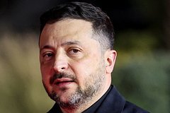 Zelenski Səudiyyə Ərəbistanına gəlib