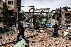 Tramp İrana "cəhənnəm verəcəyinə" söz verdi