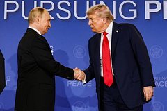 Çexiya Putin və Trampın NATO-ya vurduğu ziyanı müqayisə etdi