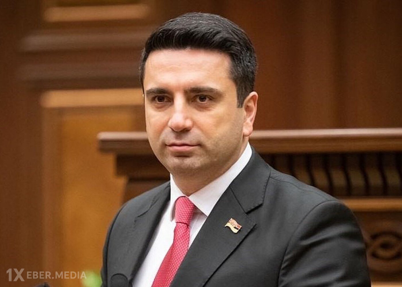 "Buna görə diz çökmüşdük" - Simonyan