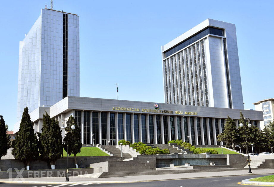 Azərbaycan parlamenti mülki və ailə hüququ üzrə beynəlxalq protokolları təsdiqləyib