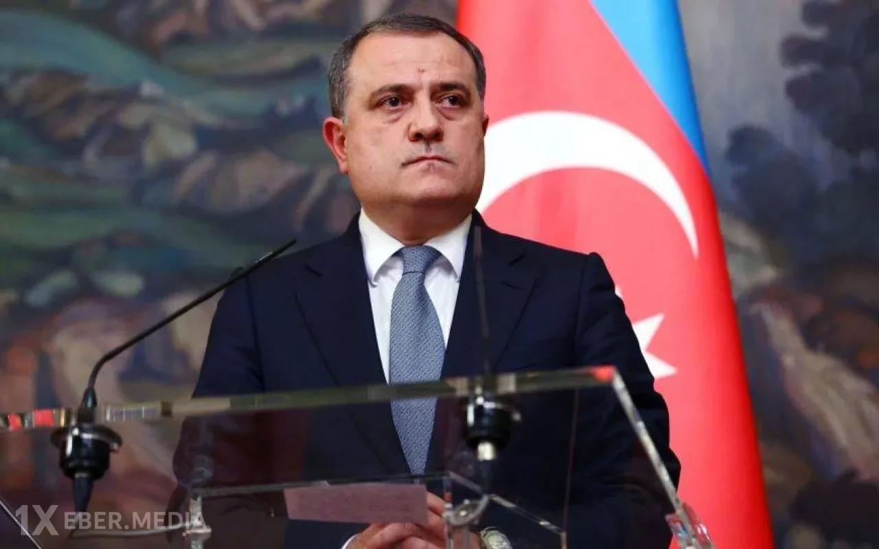 Ceyhun Bayramov ABŞ-yə getdi