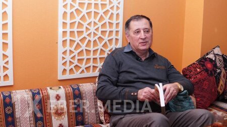 "Gələn il Avroviziyaya getməsək, yaxşıdır, ya da Alim Qasımovu göndərib Avropanı təəccübləndirək"