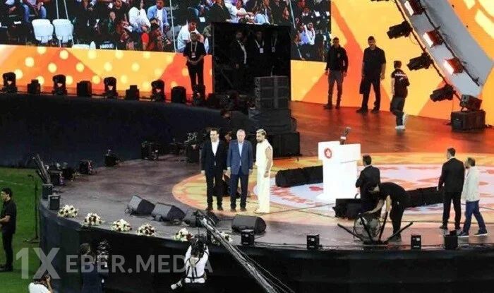 Ərdoğan məşhur reperin konsertini tribunadan izlədi – Video