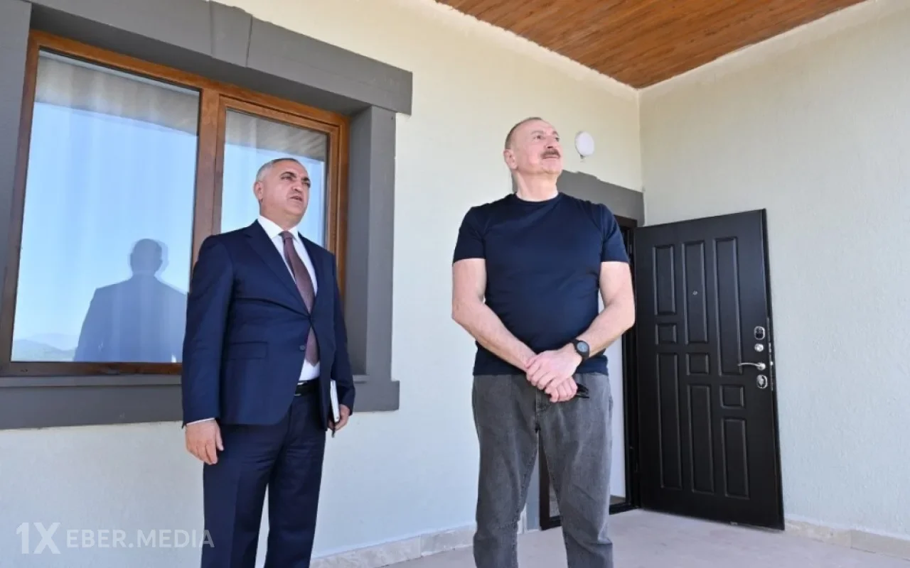 Prezident hərbçilər üçün nəzərdə tutulmuş mənzillərIə tanış olub - FOTOLAR
