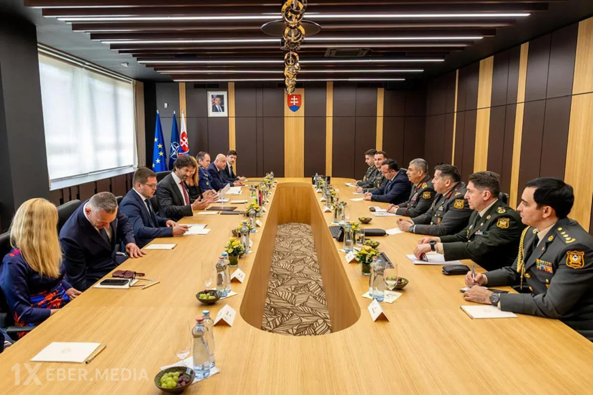 Azərbaycan ilə Slovakiya arasında hərbi əməkdaşlıq müzakirə edilib