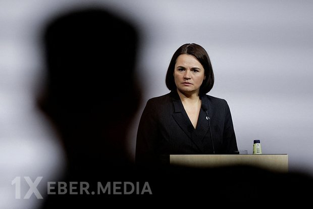 Tixanovskaya ilk dəfə Ukraynaya səfər etdi