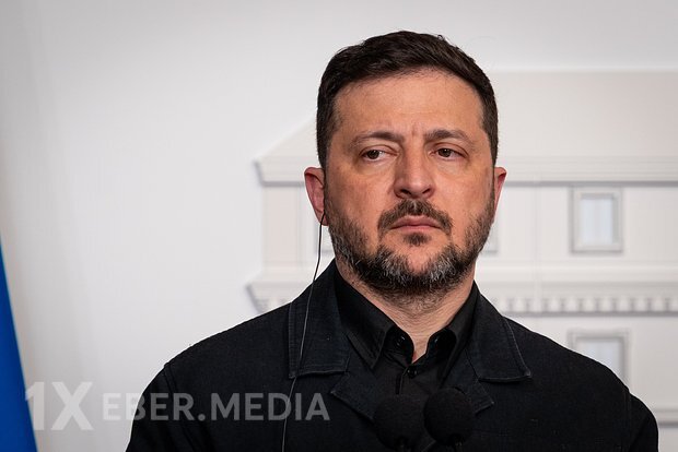 Zelenskinin tacını götürüb danışıqlara başlamasının vaxtıdır