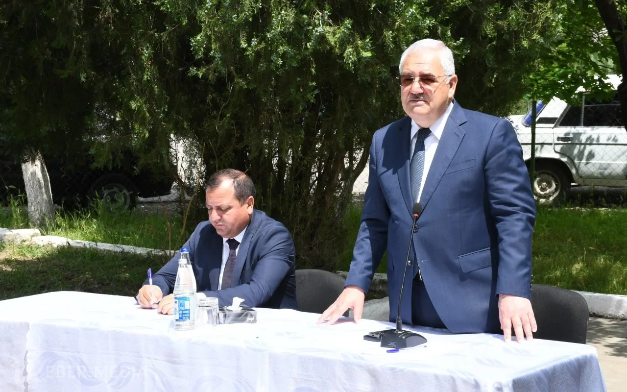 Vaqif Həsənov Səfərli qəsəbəsində səyyar qəbul keçirdi - FOTOLAR