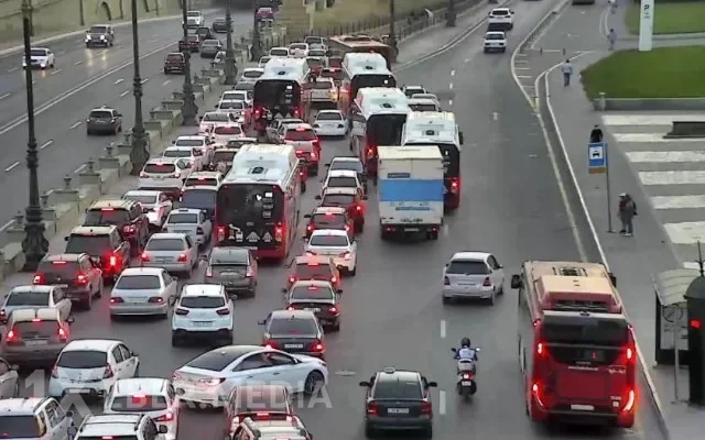 Bu yollarda sıxlıq var - SİYAHI