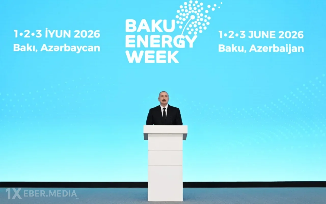 Prezident tədbirdə iştirak edir - FOTOLAR