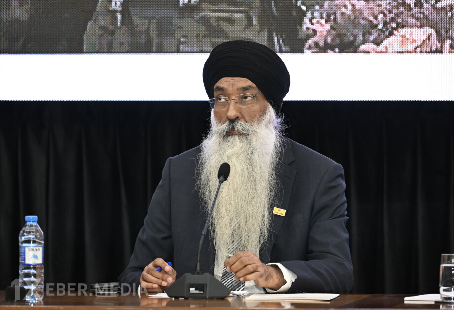 Dabindercit Sinqh: Amritsar hadisələrini milli məhkəmələrə çıxarmaq mümkündür