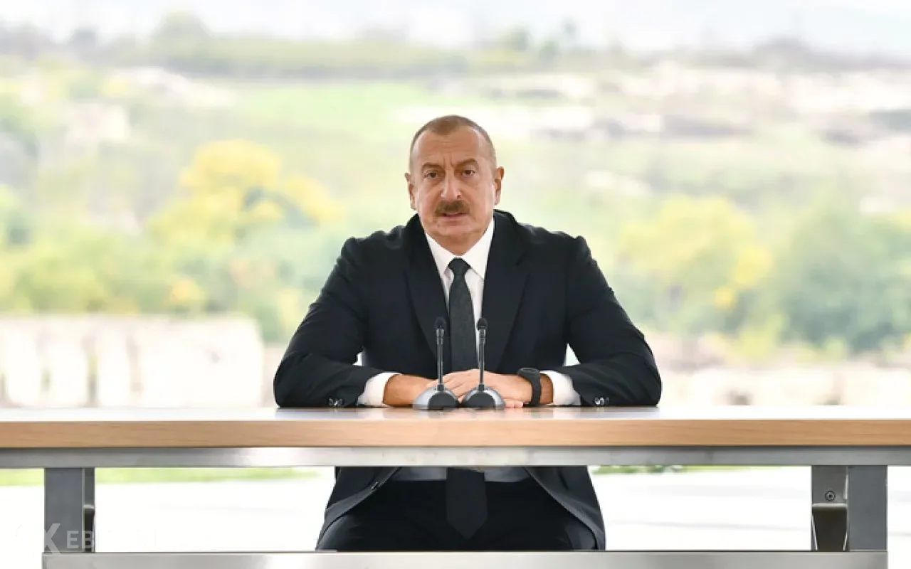 Prezident Sammit iştirakçılarına müraciət ünvanladı