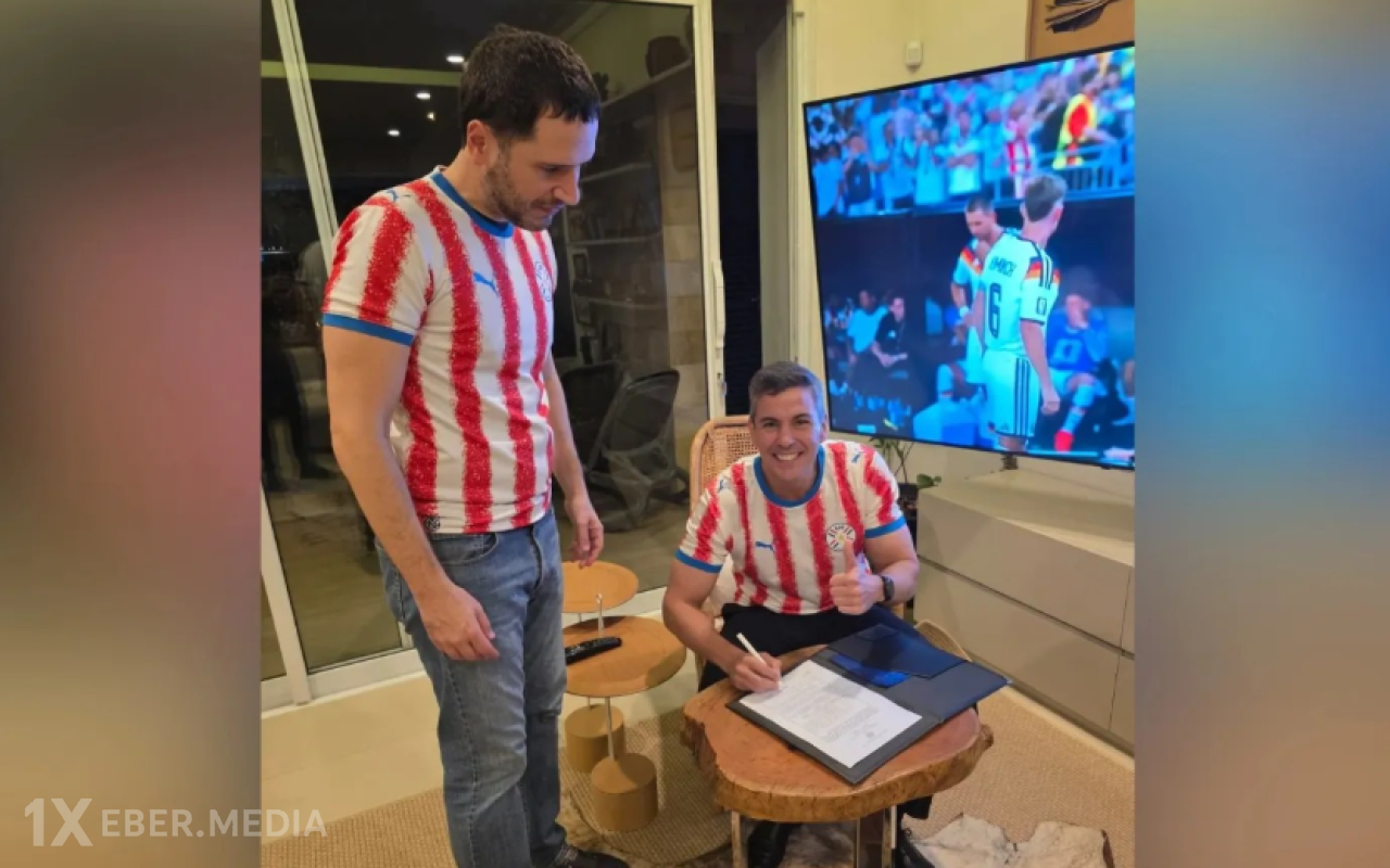 Komandası qalib gəldi, ölkə tətil elan etdi