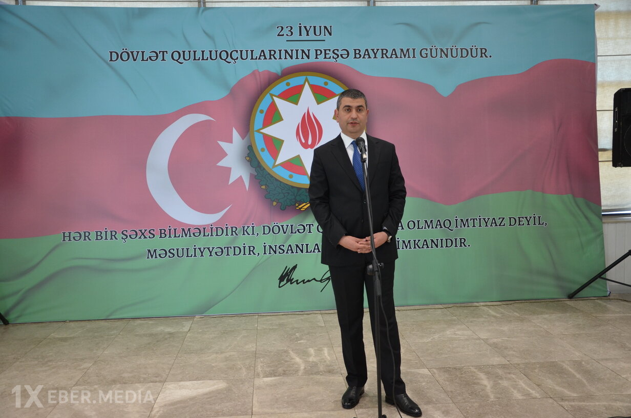 Kürdəmir ASAN Xidmət Mərkəzində 23 iyun - Dövlət Qulluqçularının peşə bayramı günü qeyd olunub