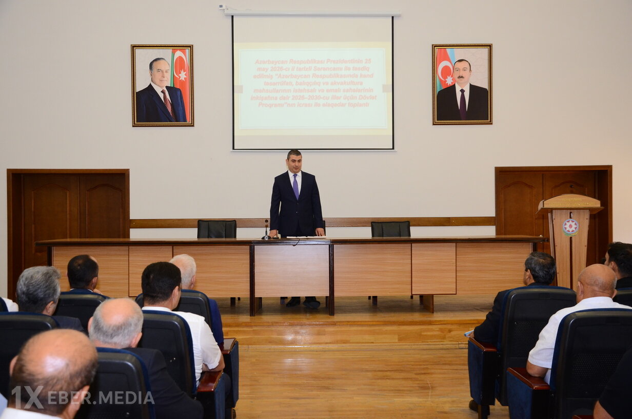 Elşən Həsənli rayonun fermer və sahibkarları ilə görüş keçirib