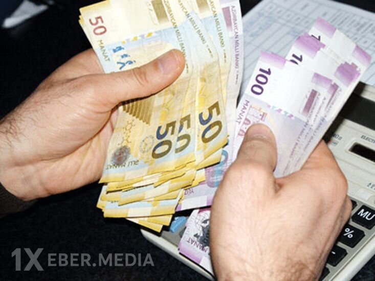 Azərbaycanda orta aylıq maaş artdı