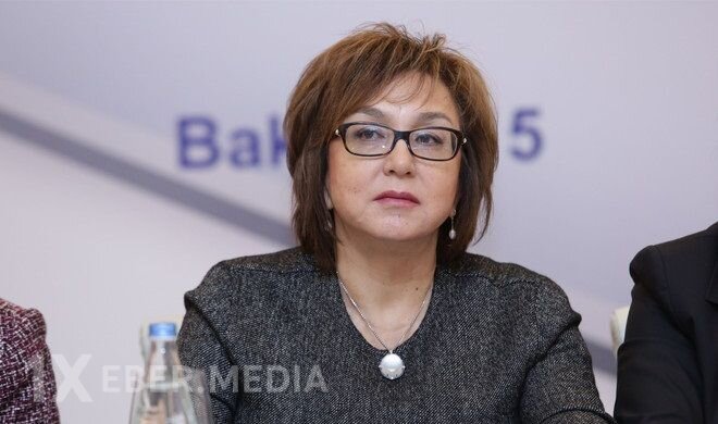 "Valideyn uşağa “kukla” kimi yanaşmamalıdır" — Məleykə Abbaszadə
