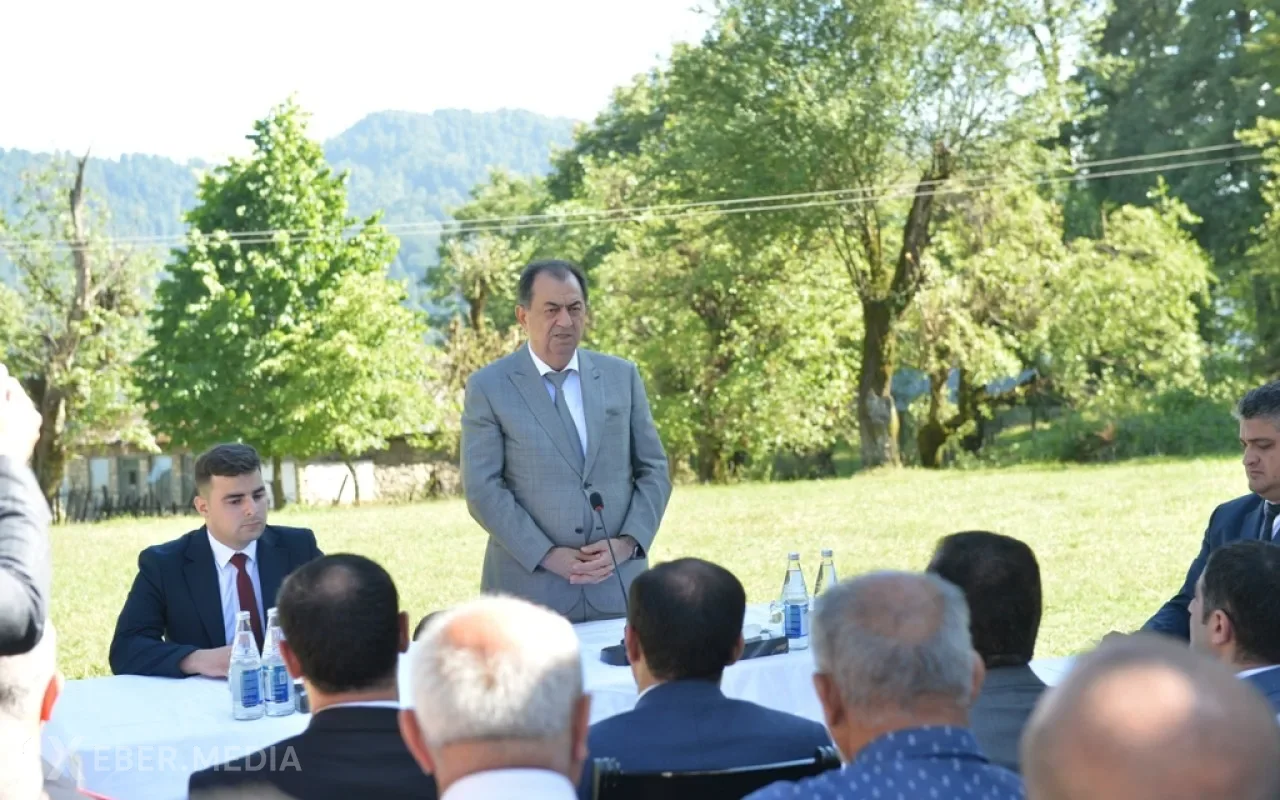 Taleh Qaraşov növbəti səyyar görüş keçirdi
