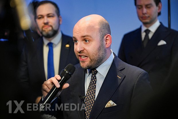 Almaniya Ukraynaya dəstəklə bağlı diqqətçəkən etiraf edib