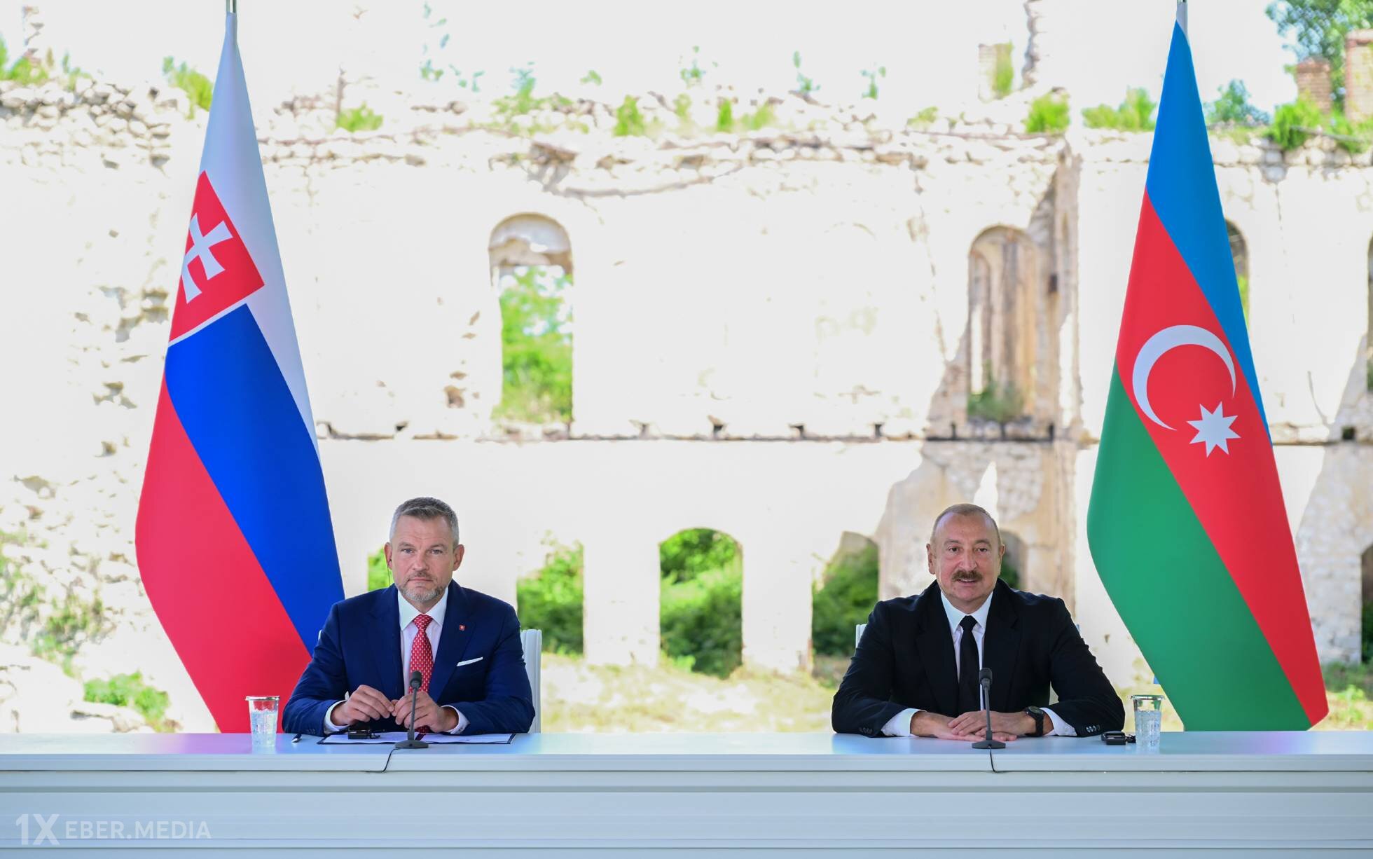 Slovakiya-Azərbaycan münasibətləri bu gün qarşılıqlı hörmət, iqtisadi mənfəət və  strateji hədəflər üzərində yüksəlir
