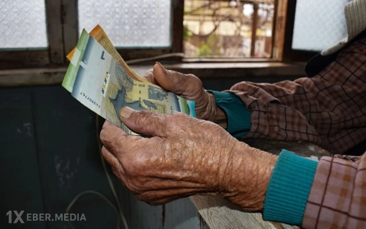 Azərbaycanda qadınların pensiya yaşı artırıldı