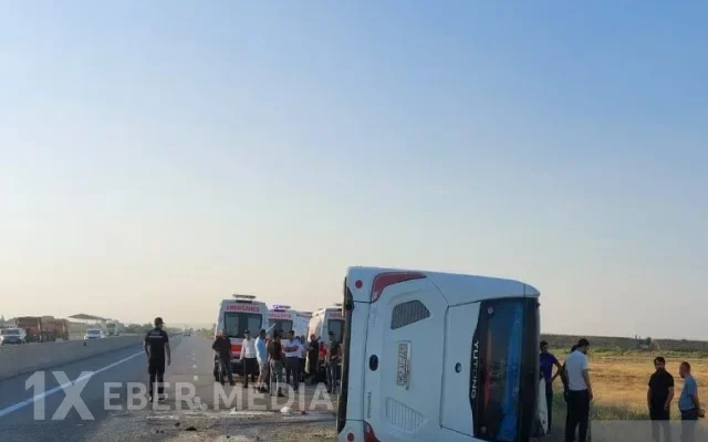 Hacıqabulda sərnişin avtobusu aşıb, 30-dan çox yaralı var