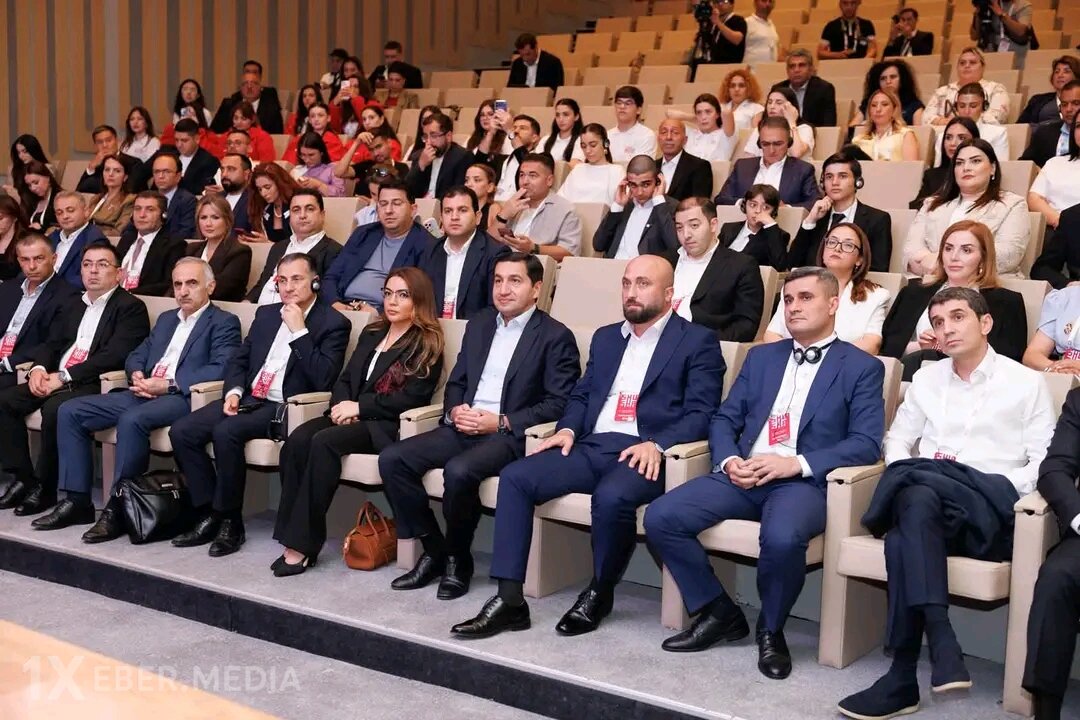Şuşa Qlobal Media Forumu çərçivəsində “Rəqəmsal platformalarda təhlükəsiz informasiya mühiti: Müasir çağırışlar və vacib həllər” mövzusunda paralel tədbir keçirilib