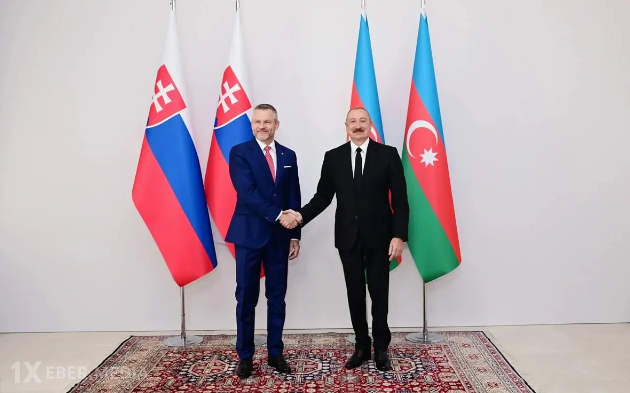 Prezidentlər Şuşada mətbuata bəyanatlarla çıxış edirlər