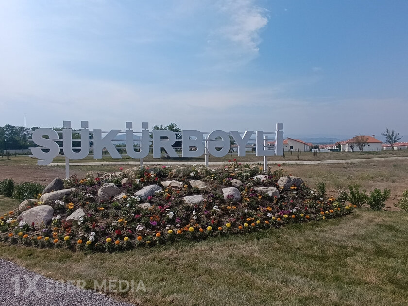 Növbəti köç karvanı Şükürbəyli kəndinə çatıb