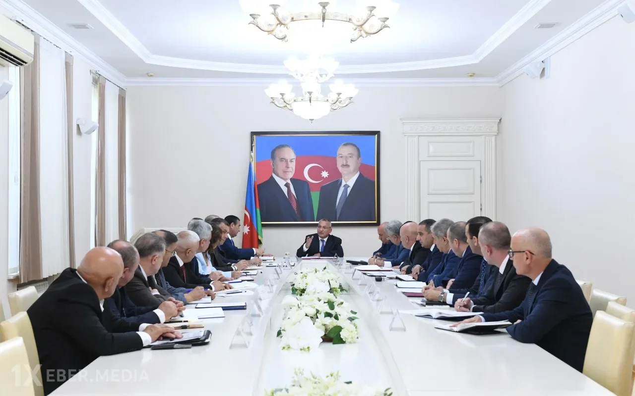 Rövşən Rzayev kollegiya iclası keçirdi - Bu məsələlər müzakirə edildi (FOTOLAR)