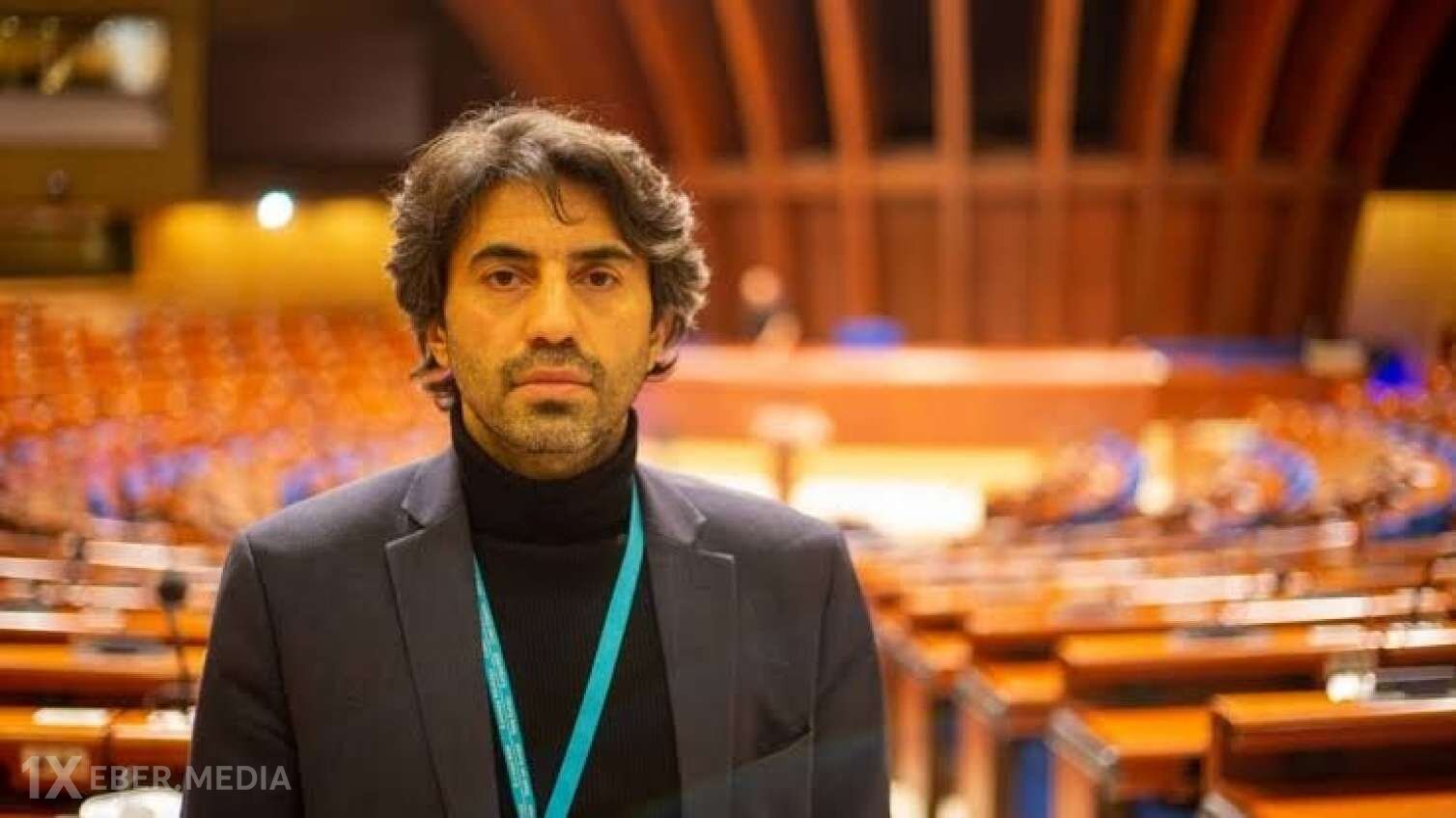 Emin Hüseynov yenidən erməni revanşistlərlə eyni masada Azərbaycanı hədəfə aldı - VİDEO