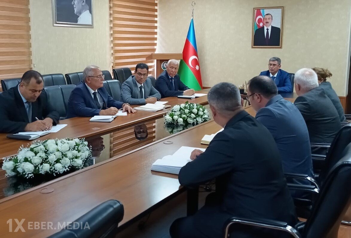 Elşən Salahov vətəndaşların növbəti fərdi qəbulunu keçirib
